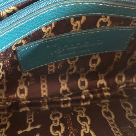 Tignanello women’s leather Teal Crossbody purse bag - Picture 5 of 7